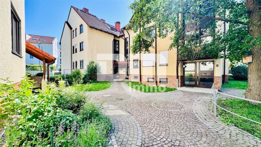 (R)eserviert!Stilvolle 3-Zimmerwohnung inkl. Balkon + TG Stellplatz nahe Rammelsberg - Innenhof / Wohnanlage